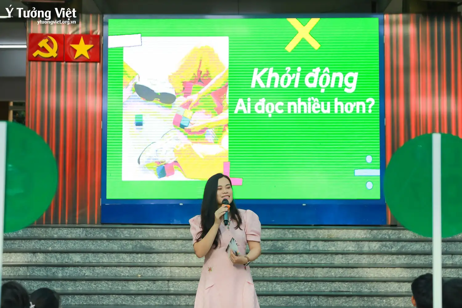 Viết nên câu chuyện của tương lai cùng các bạn học sinh THCS Tôn Thất Tùng trong Toạ đàm “Con đường phát triển bản thân”