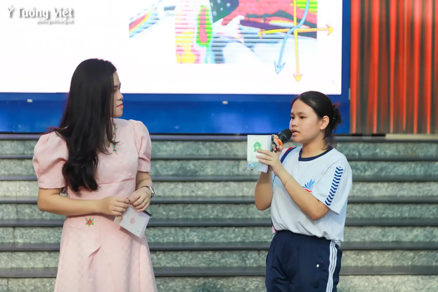 Viết nên câu chuyện của tương lai cùng các bạn học sinh THCS Tôn Thất Tùng trong Toạ đàm “Con đường phát triển bản thân”