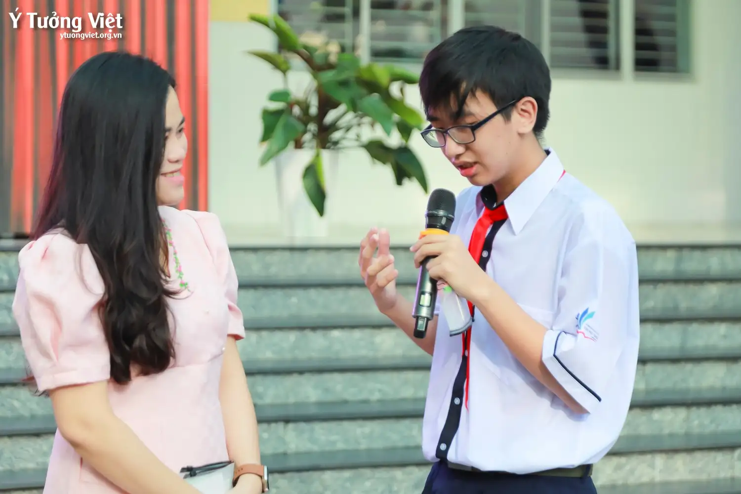 Viết nên câu chuyện của tương lai cùng các bạn học sinh THCS Tôn Thất Tùng trong Toạ đàm “Con đường phát triển bản thân”