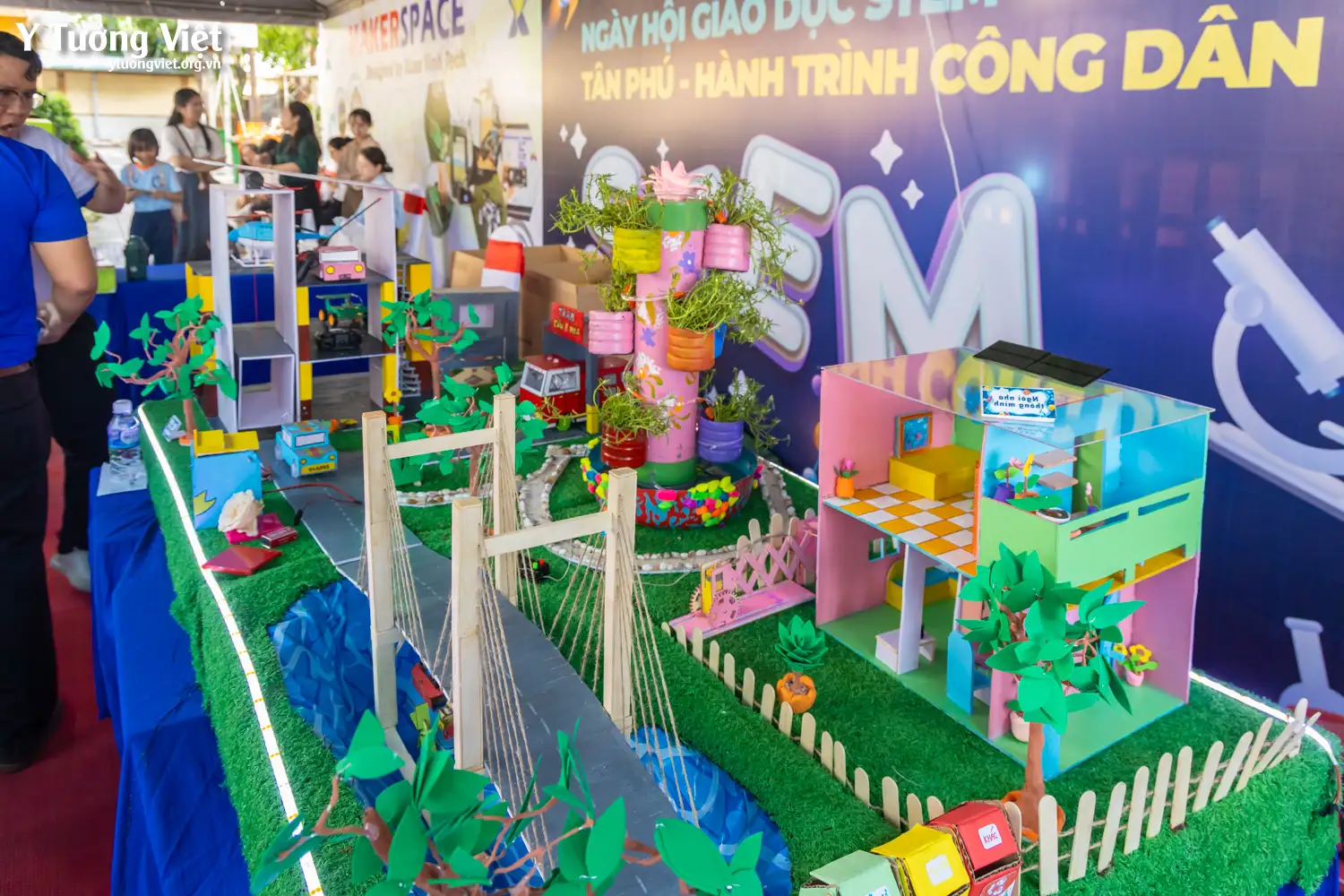 Ngày hội STEM Quận Tân Phú năm 2024: Hành trình công dân số – Hành trình của tương lai