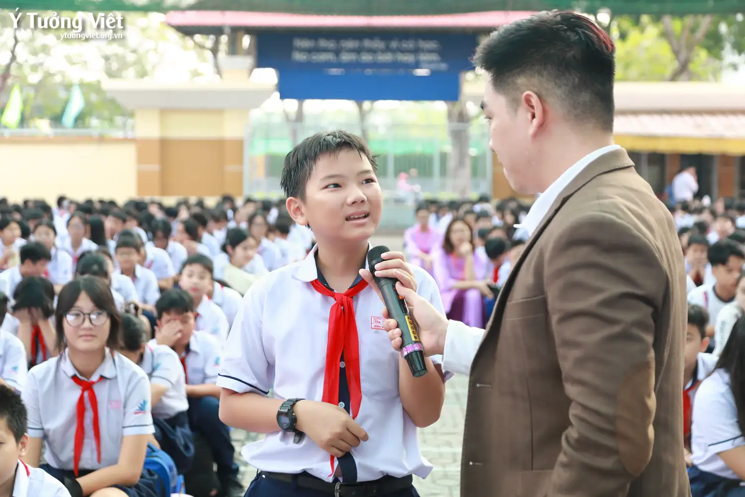 Phòng chống bạo lực học đường và trang bị kỹ năng ứng xử trên mạng xã hội cùng trường THCS Tôn Thất Tùng