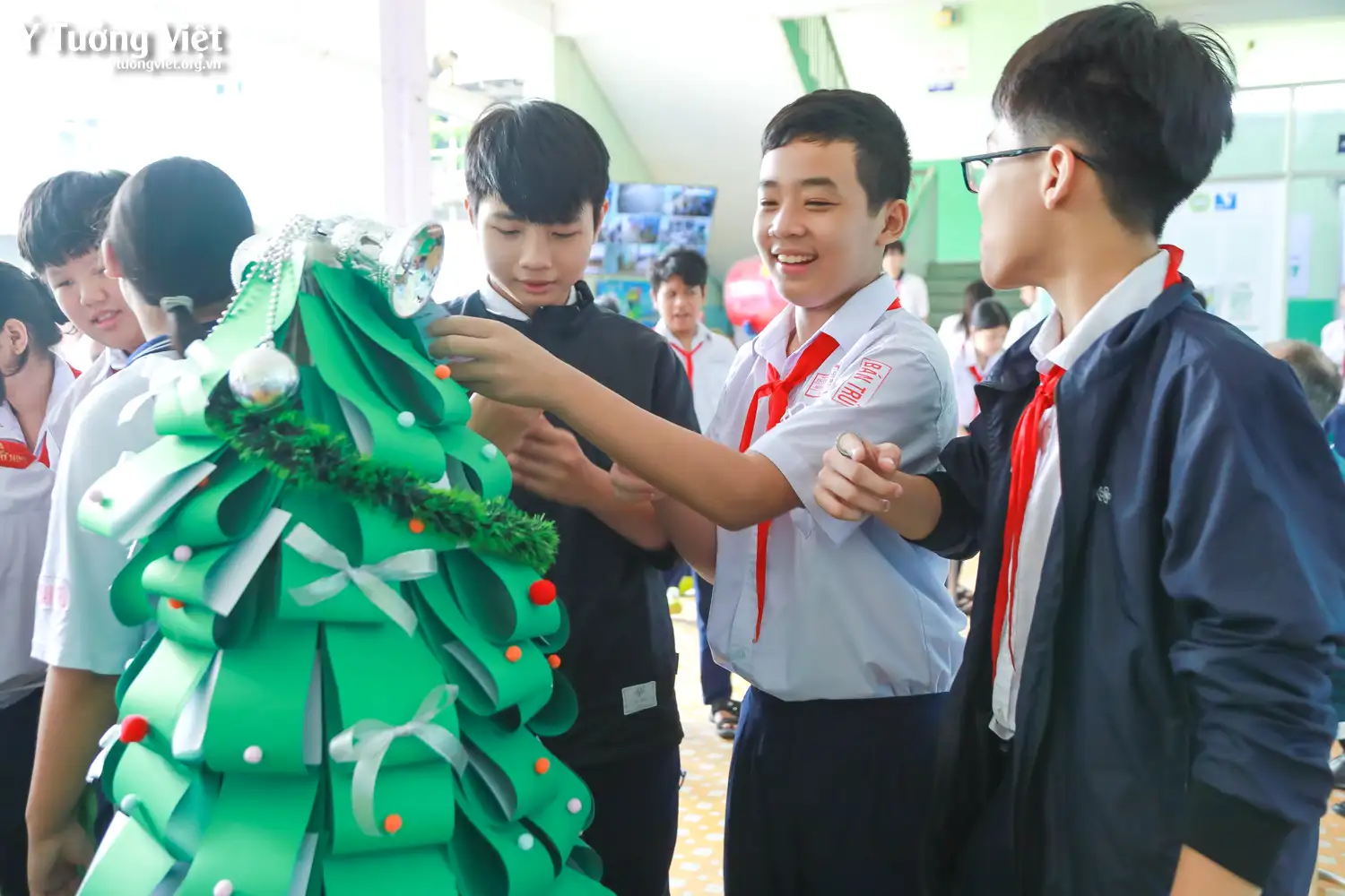 Dự án phát triển Tâm lý học đường 2024 – 2025 | Giáng sinh yêu thương ở Phòng Tâm lý học đường Trường THCS Dương Bá Trạc