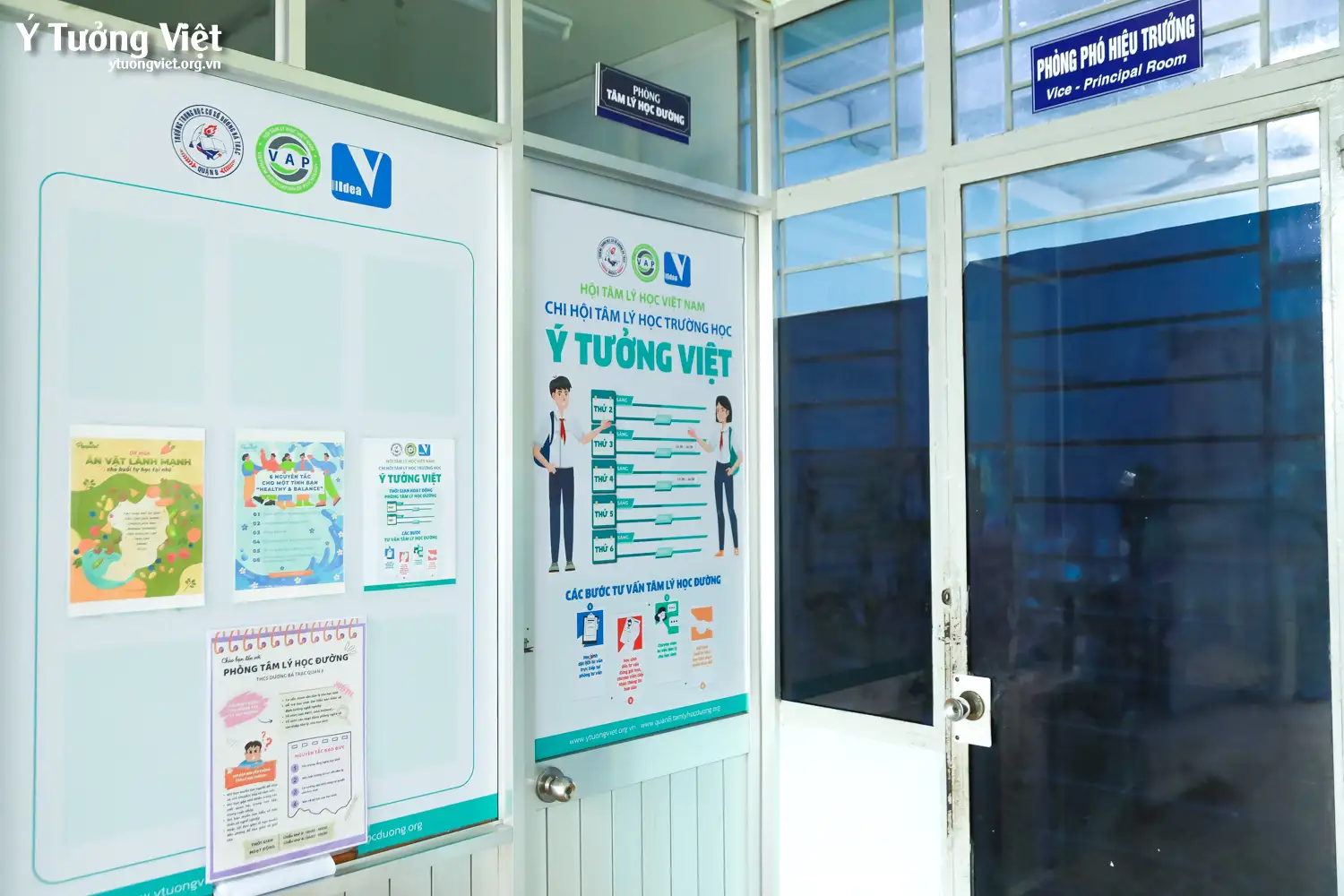 Dự án phát triển Tâm lý học đường 2024 – 2025 | Giáng sinh yêu thương ở Phòng Tâm lý học đường Trường THCS Dương Bá Trạc
