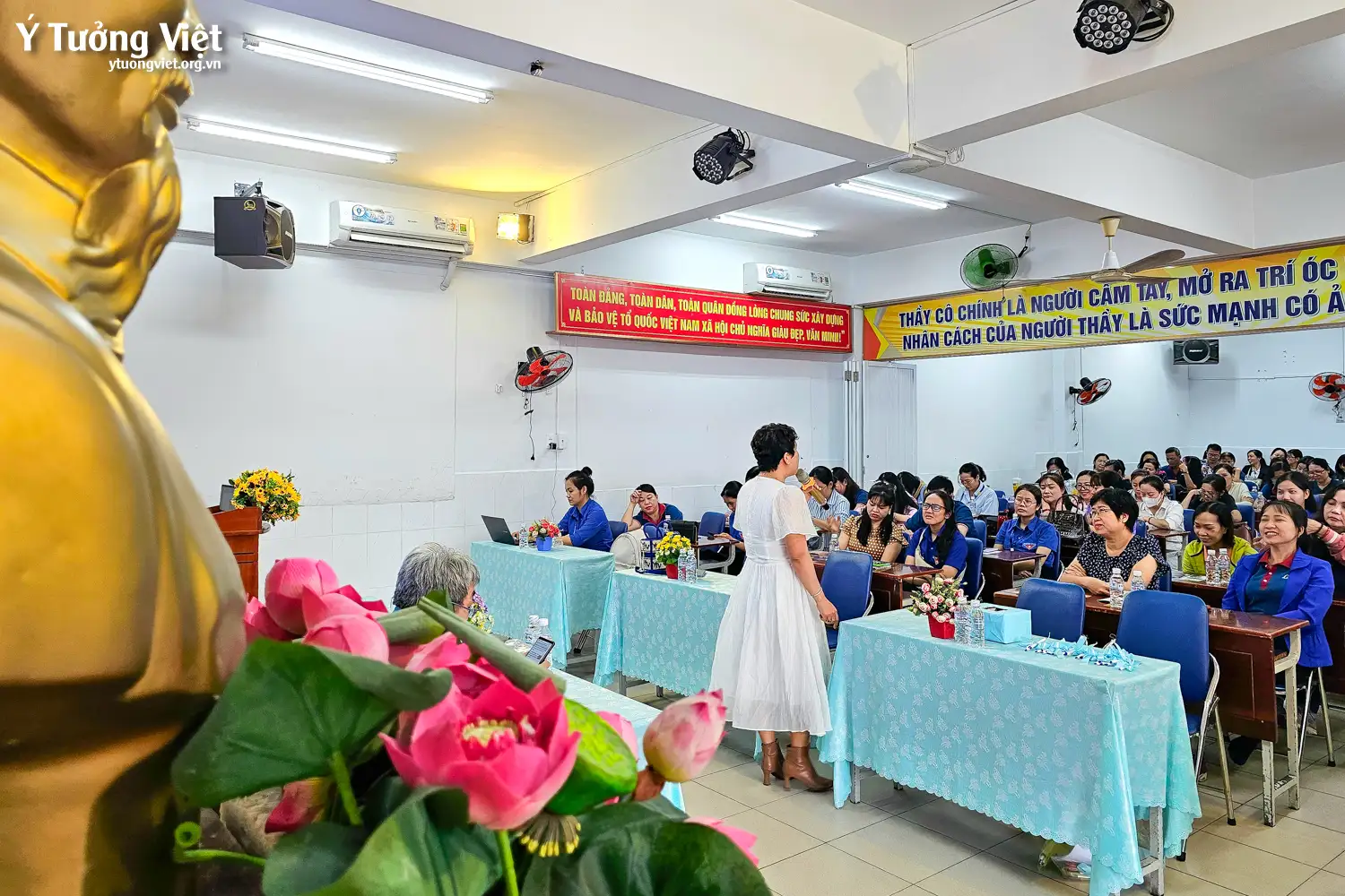 Khám phá bí mật đằng sau người giáo viên hạnh phúc cùng trường TH Lê Văn Tám