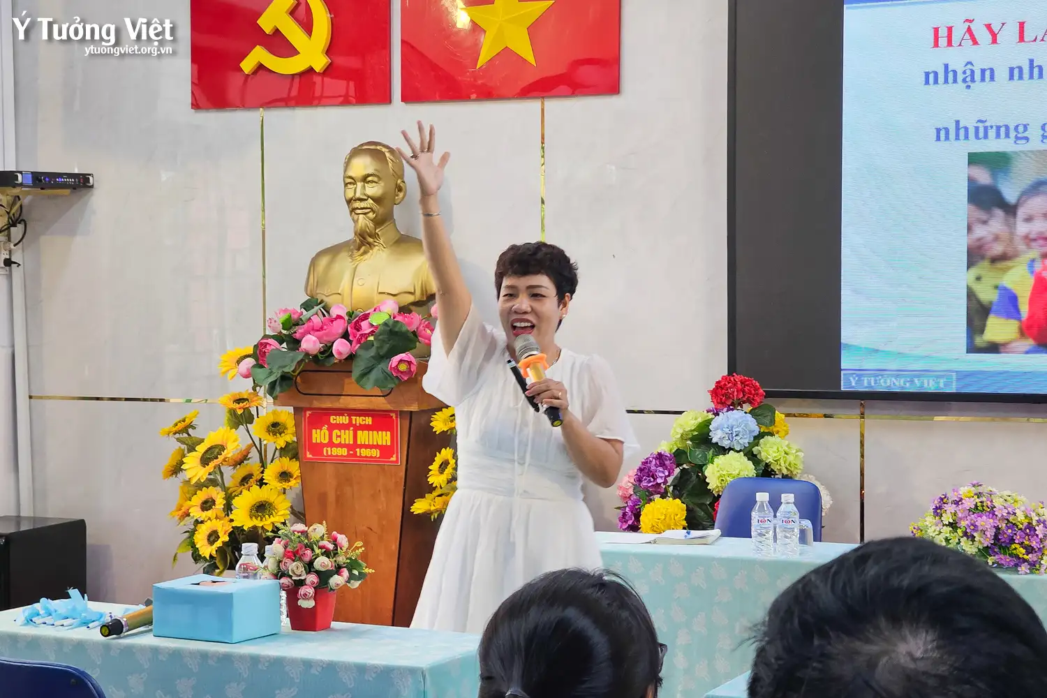 Khám phá bí mật đằng sau người giáo viên hạnh phúc cùng trường TH Lê Văn Tám