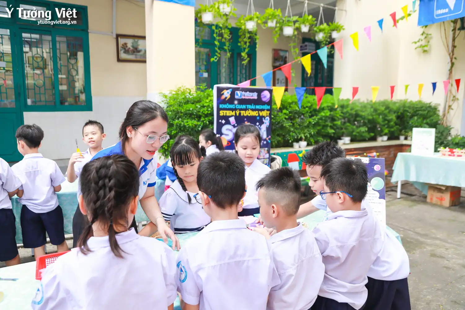 Mang Không gian trải nghiệm STEAM & Kỹ năng sống đến cùng ngày hội Trường TH Hiệp Tân