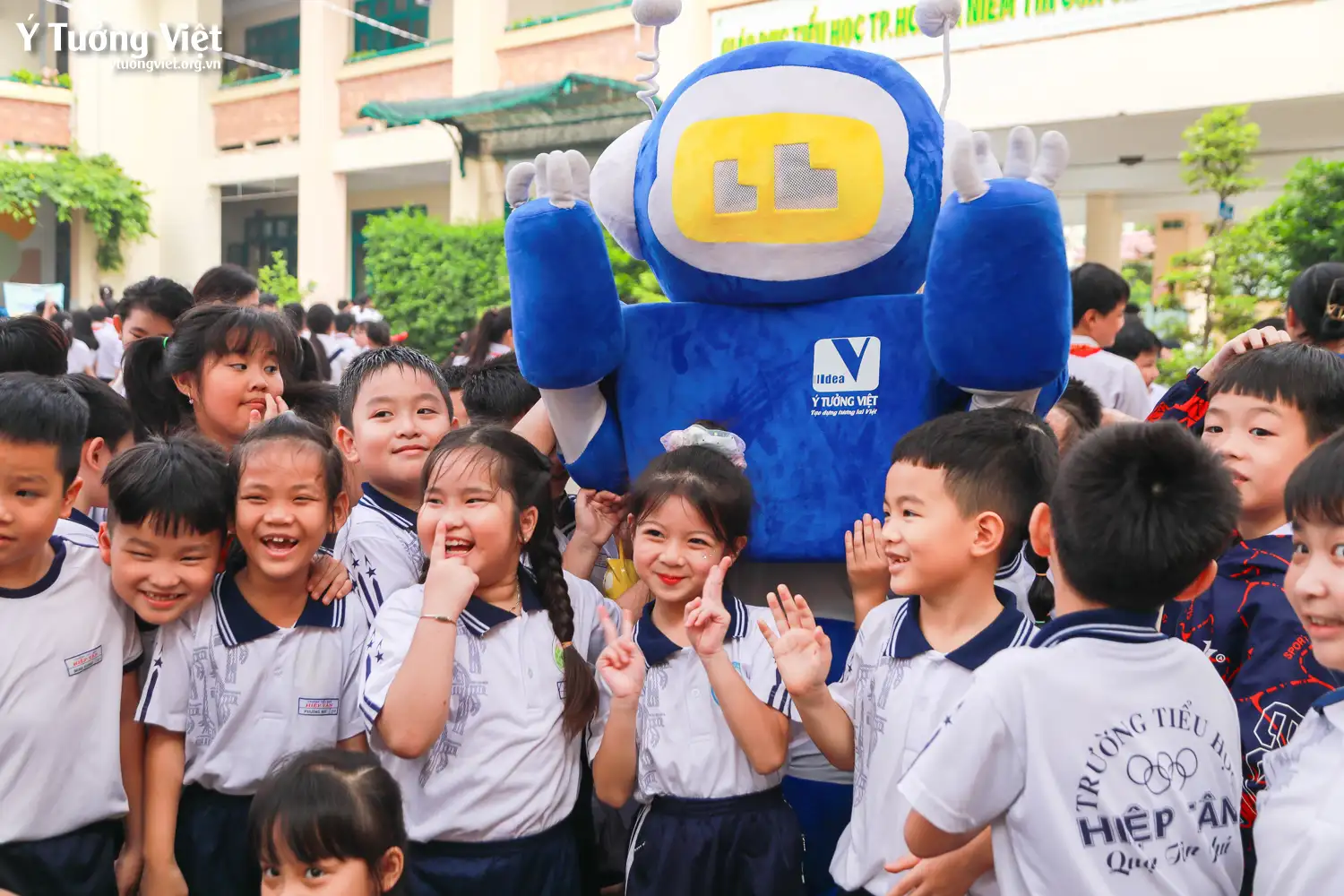 Mang Không gian trải nghiệm STEAM & Kỹ năng sống đến cùng ngày hội Trường TH Hiệp Tân