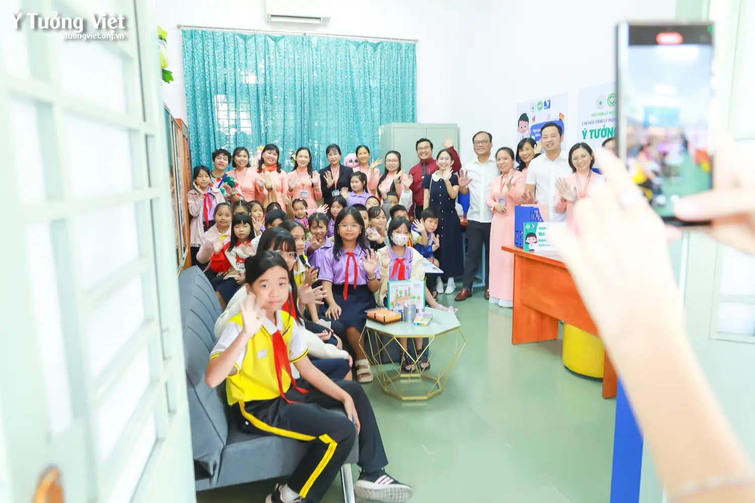 Dự án phát triển Tâm lý học đường 2024 – 2025 | Khánh thành và trao tặng Phòng Tâm lý học đường – Món quà ý nghĩa dành cho các bạn học sinh Trường Tiểu học Tân Sơn Nhì