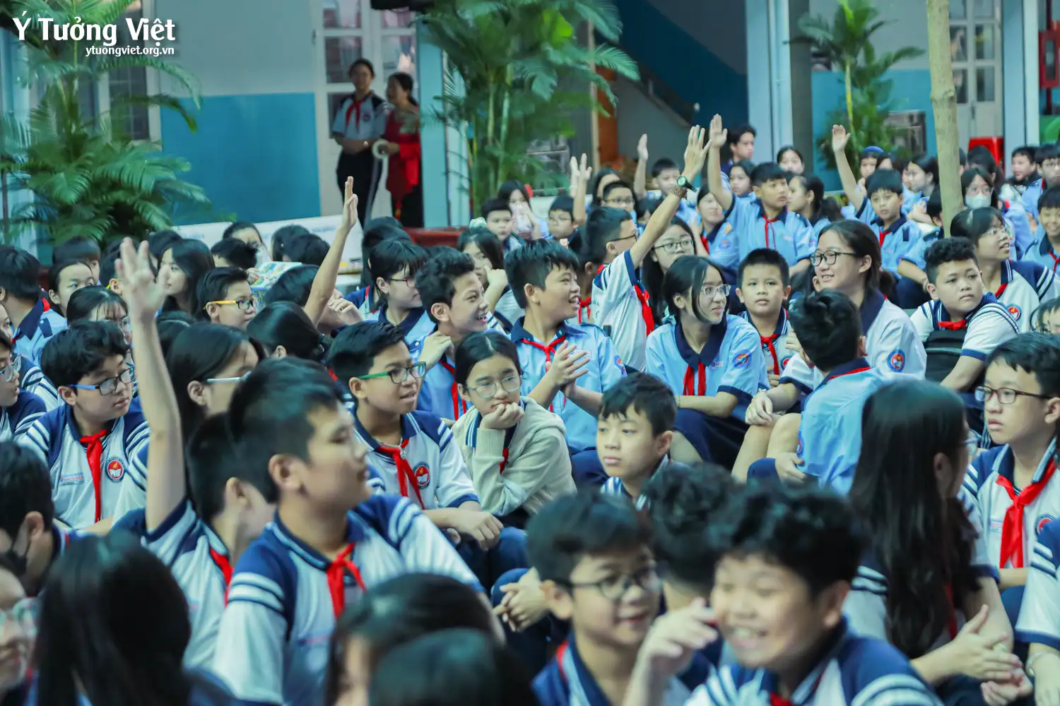 Lan toả giá trị “Sống có trách nhiệm” cùng các bạn học sinh THCS Bạch Đằng, THCS Đoàn Thị Điểm