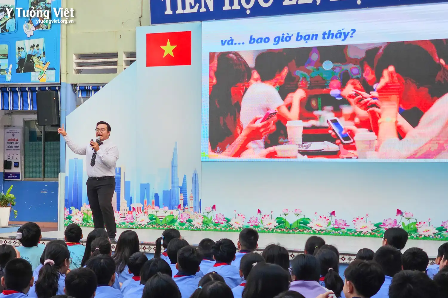 Lan toả giá trị “Sống có trách nhiệm” cùng các bạn học sinh THCS Bạch Đằng, THCS Đoàn Thị Điểm