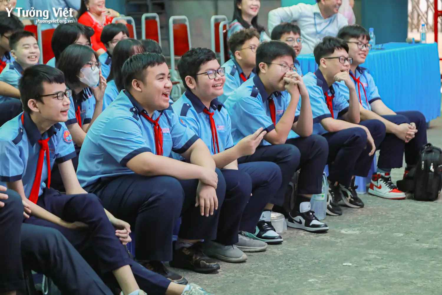 Lan toả giá trị “Sống có trách nhiệm” cùng các bạn học sinh THCS Bạch Đằng, THCS Đoàn Thị Điểm