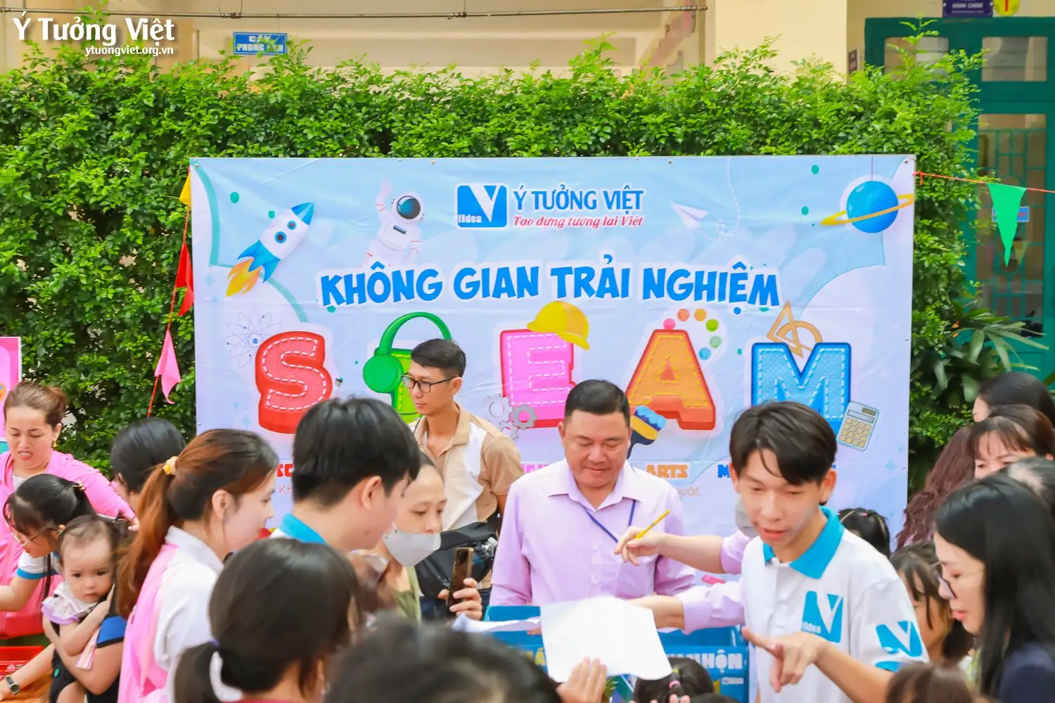 Chào mùa tựu trường 2024 – 2025 | Những khoảnh khắc “chào sân” đáng nhớ của các bạn học sinh lớp 1 trường TH Hiệp Tân – TH Lê Văn Tám – TH Phan Chu Trinh