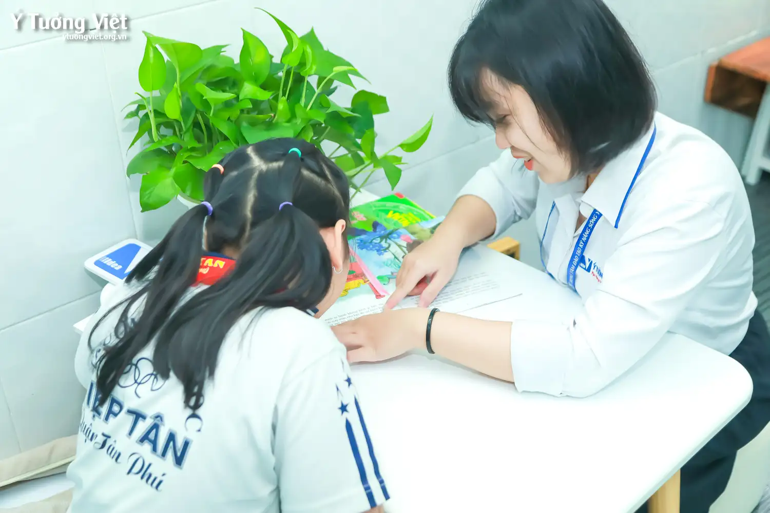 Dự án phát triển Tâm lý học đường 2024 – 2025 | Ghé thăm Phòng Tâm lý học đường trường TH Hiệp Tân – Khám phá thế giới nội tâm qua liệu pháp trò chơi