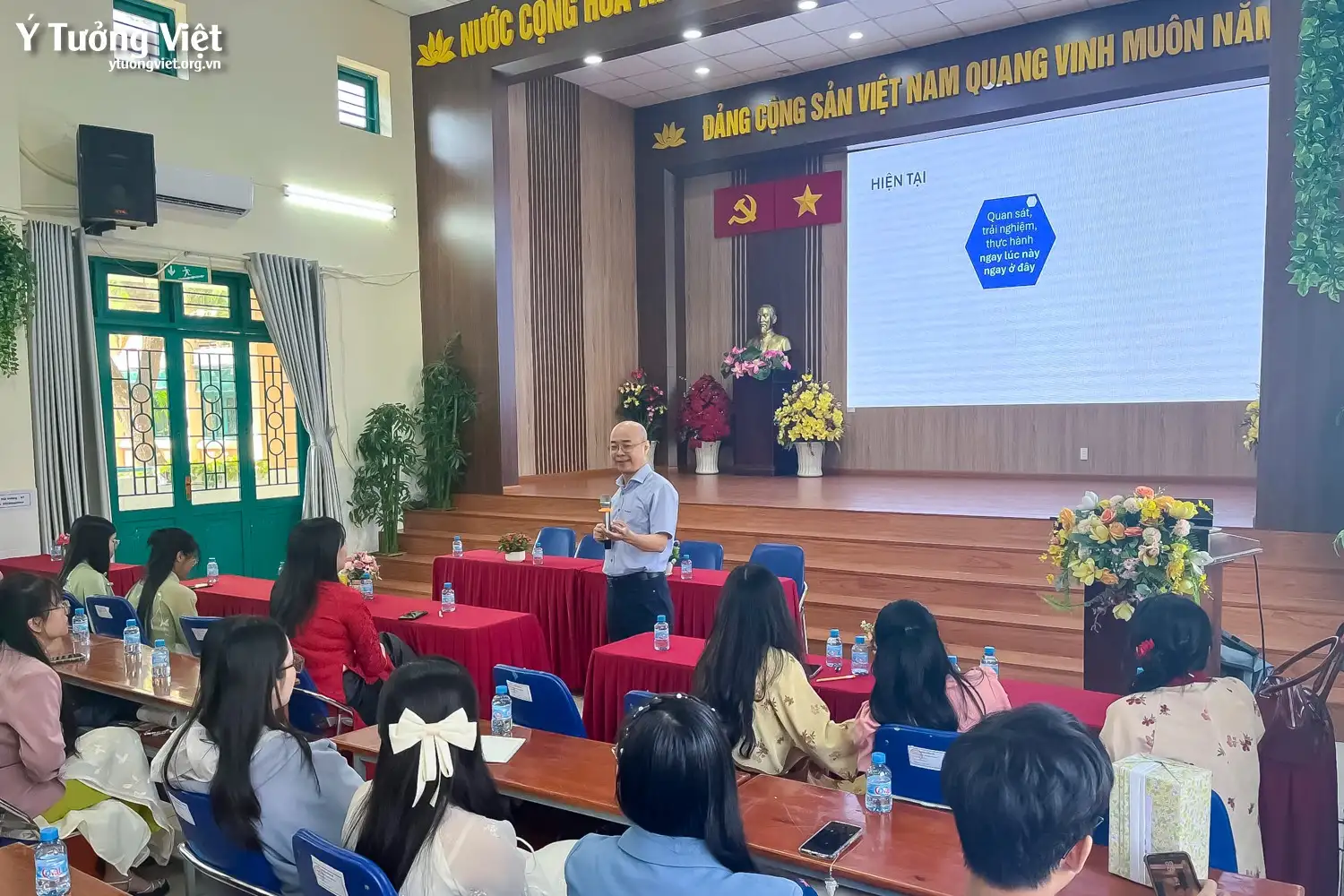 Tập huấn chuyên môn “Open mindset & Growth mindset – Mở để phát triển” – Từ tư duy mở đến ứng dụng trong giảng dạy cùng Tiến sĩ Vũ Quang Tuyên