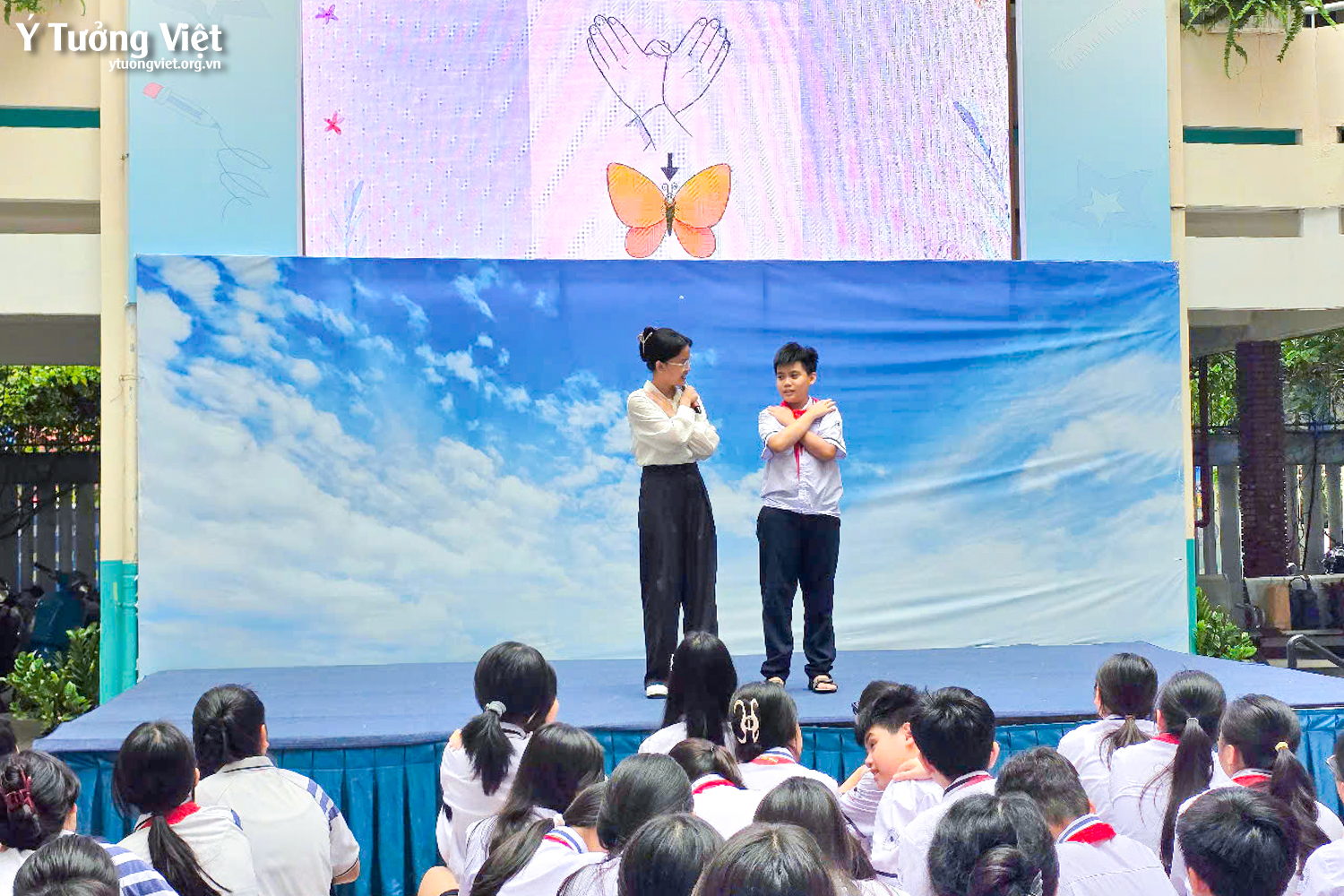 Đồng hành cùng trường THCS Nguyễn Du trong chuyên đề “Giải mã sang chấn tâm lý vị thành niên” & “Chăm sóc, nuôi dưỡng cảm xúc”