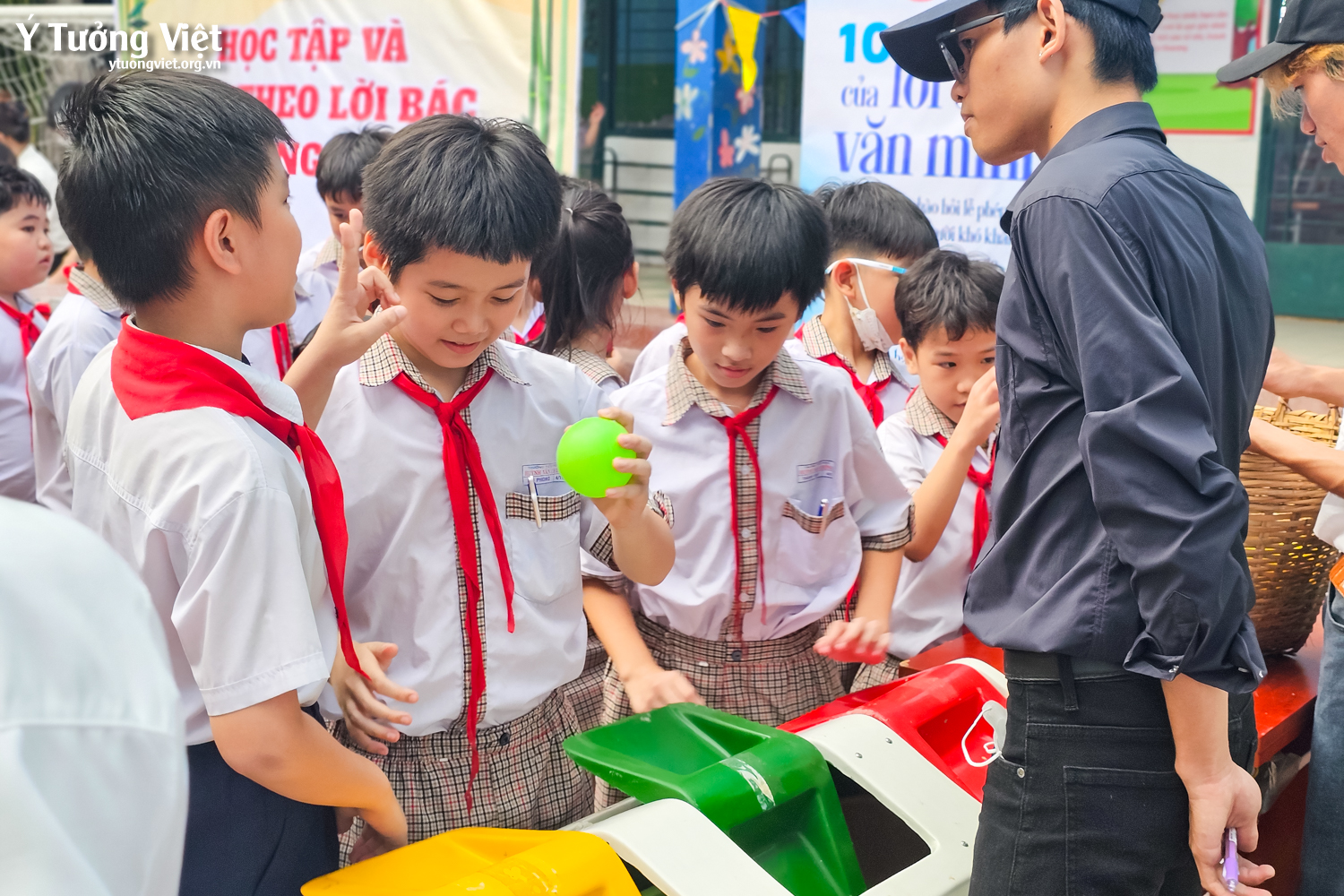 Ngày hội “Chúng em tự hào làm theo lời Bác” ở trường TH Huỳnh Văn Chính – Học tập, rèn luyện và trưởng thành