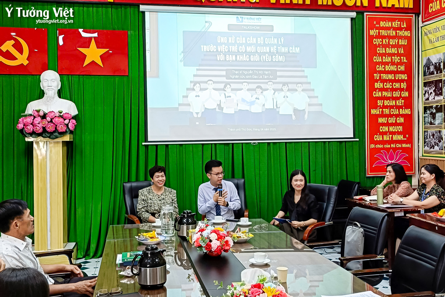 Ý Tưởng Việt & Làng Thiếu Niên Thủ Đức | Talkshow: Ứng xử của cán bộ quản lý trước việc trẻ có mối quan hệ tình cảm với bạn khác giới