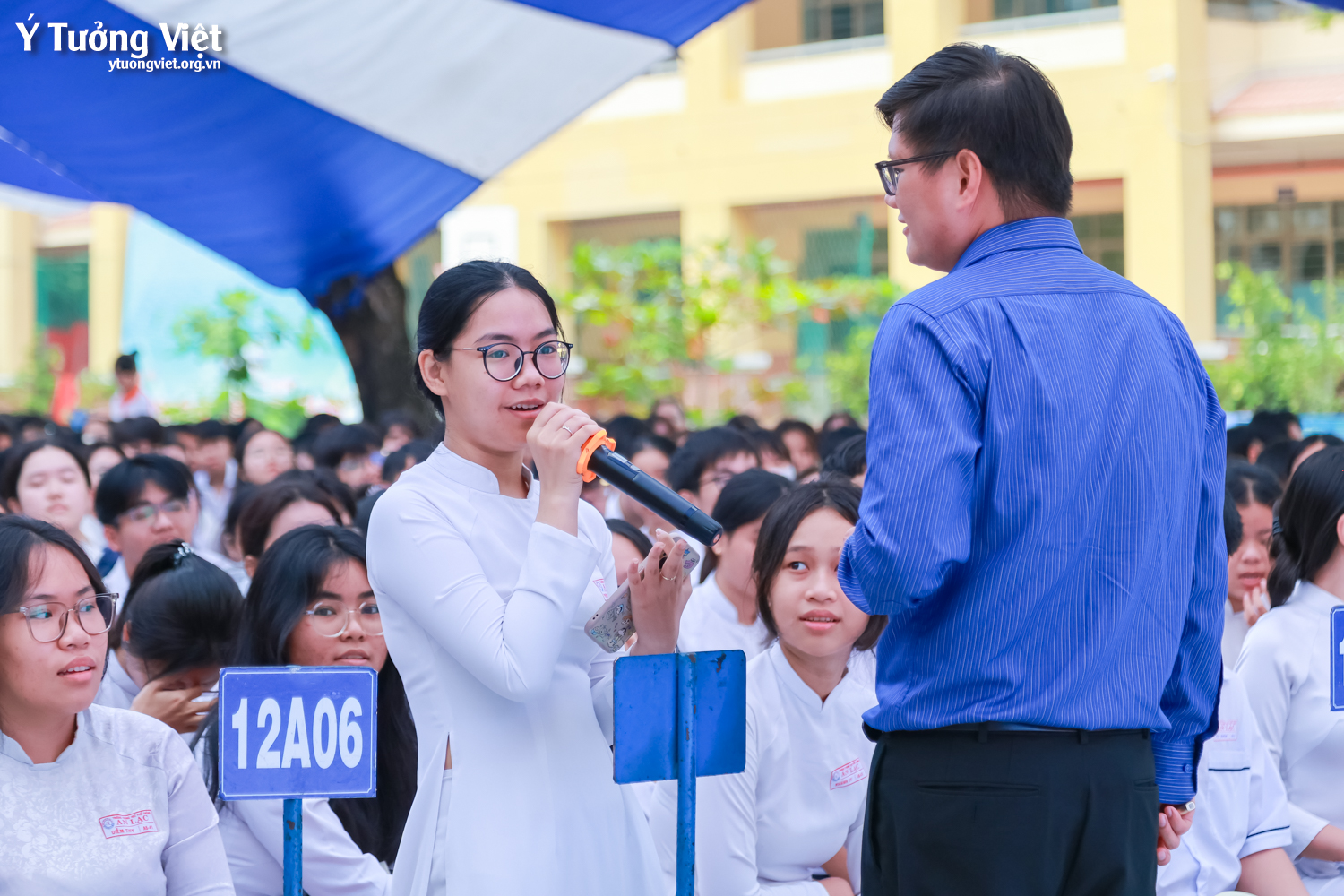 Huflit & Ý Tưởng Việt | Chuyên đề “Định hướng nghề nghiệp và những điều cần biết” – Tự tin chọn lối, vững bước tương lai cùng các bạn học sinh trường THPT An Lạc