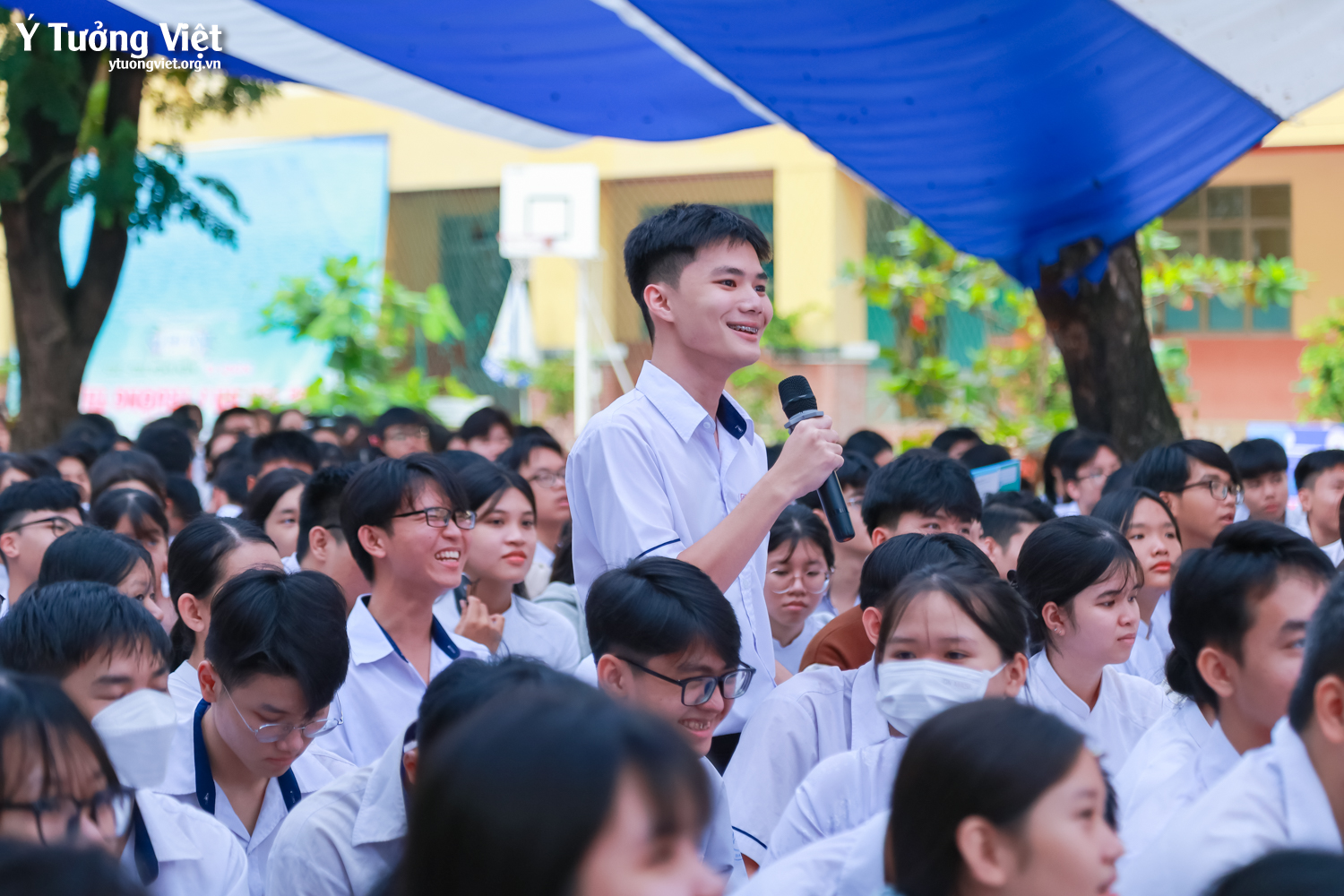 Huflit & Ý Tưởng Việt | Chuyên đề “Định hướng nghề nghiệp và những điều cần biết” – Tự tin chọn lối, vững bước tương lai cùng các bạn học sinh trường THPT An Lạc