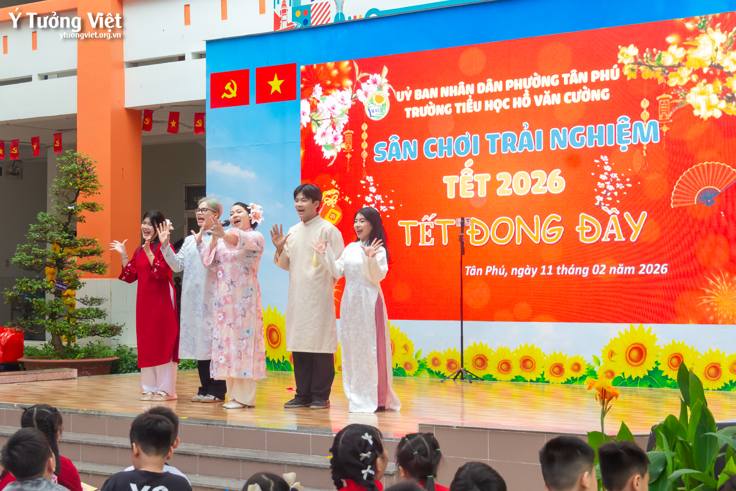 Khép lại chuỗi Ngày hội trải nghiệm Tết cổ truyền cùng các bạn học sinh trường TH Hồ Văn Cường