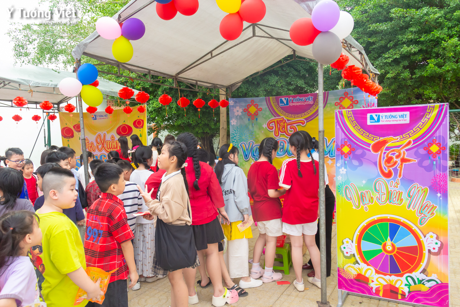 Khép lại chuỗi Ngày hội trải nghiệm Tết cổ truyền cùng các bạn học sinh trường TH Hồ Văn Cường