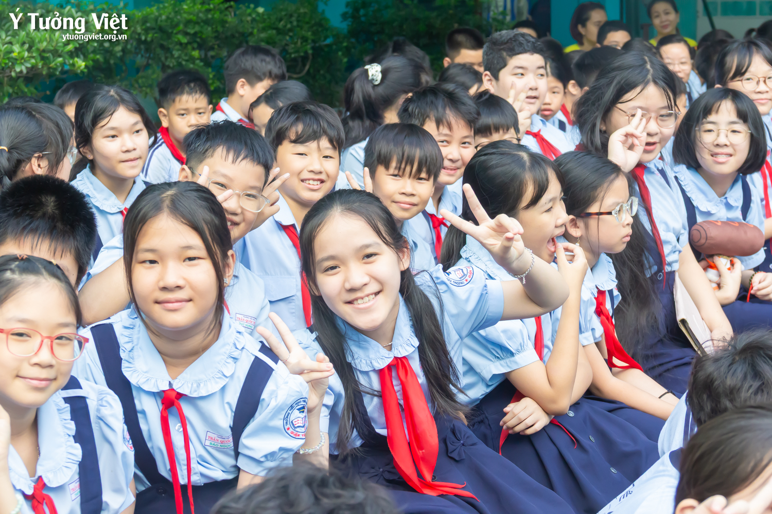 Từ lớp học đến không gian mạng: Trang bị kỹ năng cho thế hệ công dân số trong thời đại AI