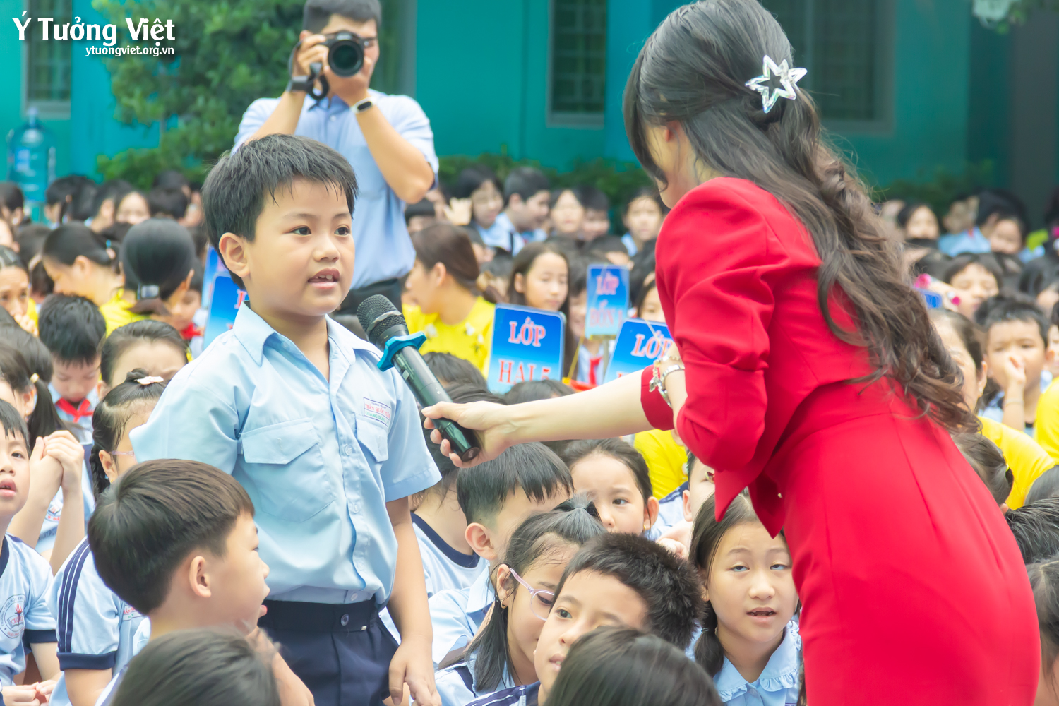 Từ lớp học đến không gian mạng: Trang bị kỹ năng cho thế hệ công dân số trong thời đại AI