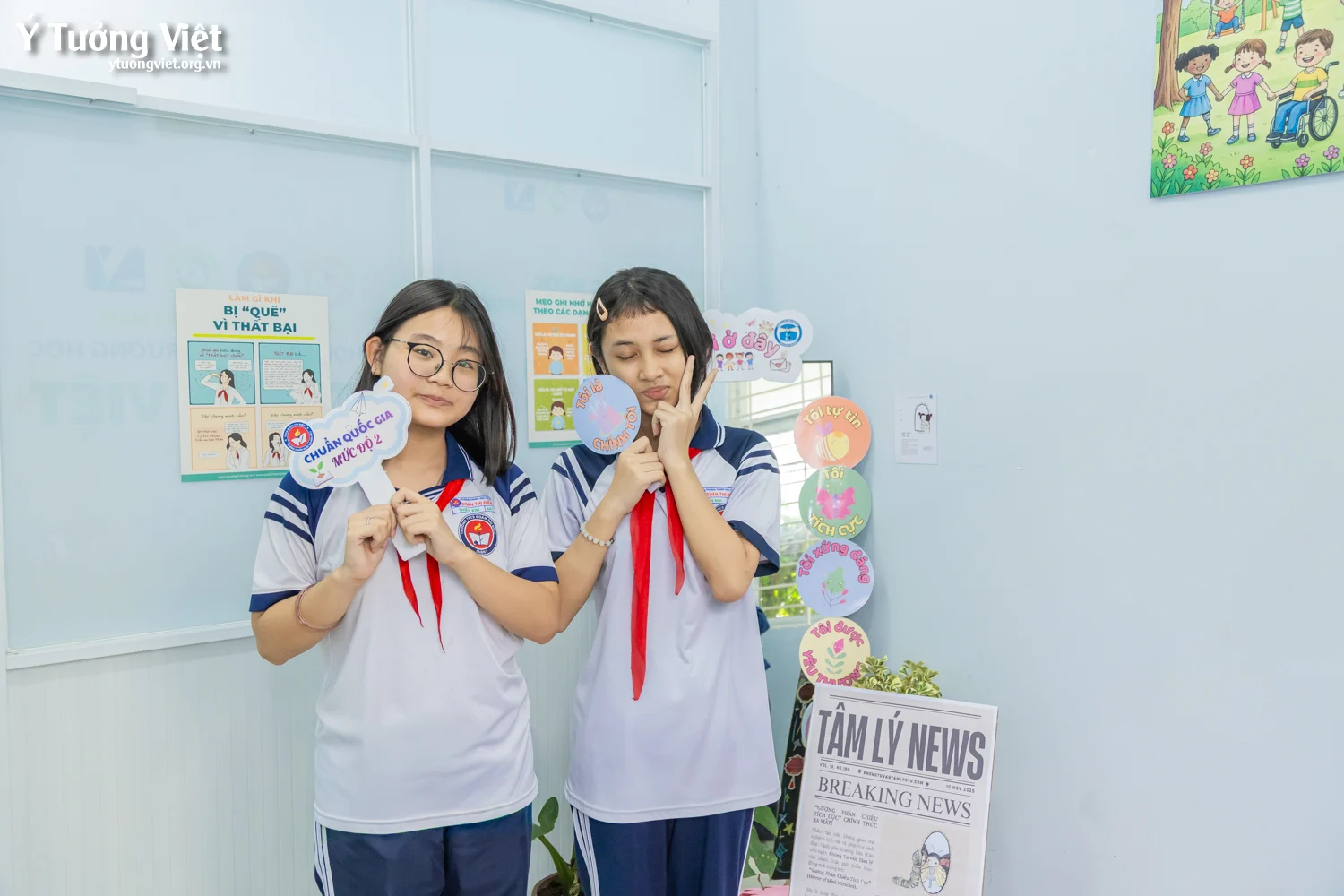 Chăm sóc sức khỏe tinh thần tại THCS Đoàn Thị Điểm: “Gương phản chiếu tích cực” – Ở đây, bây giờ và hạnh phúc