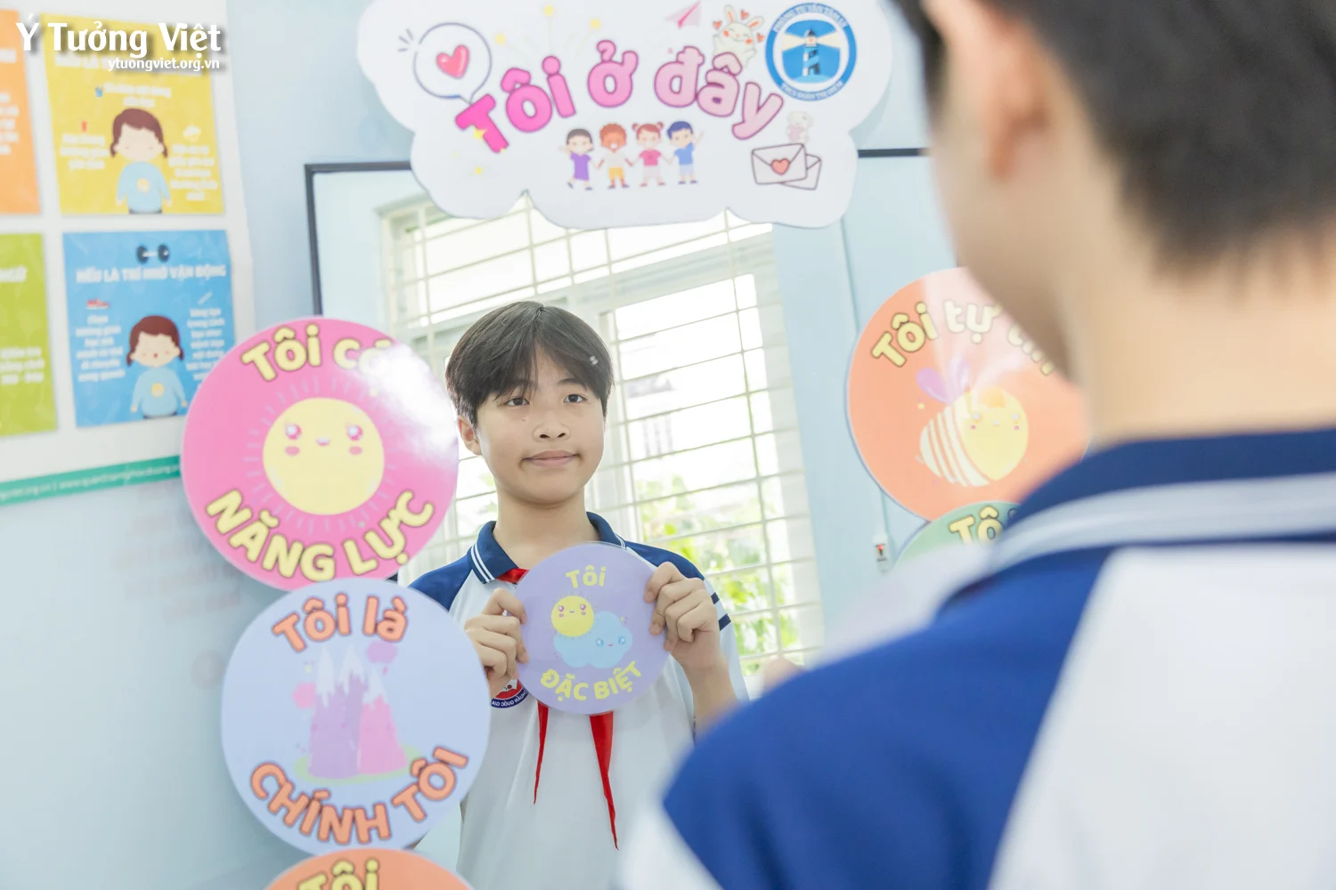 Chăm sóc sức khỏe tinh thần tại THCS Đoàn Thị Điểm: “Gương phản chiếu tích cực” – Ở đây, bây giờ và hạnh phúc