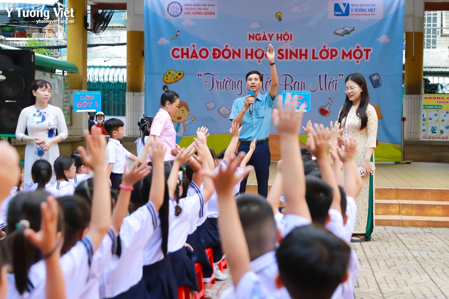 Chào mùa tựu trường 2024 – 2025 | Kịch tuổi thơ “Khăn đỏ đi học” & sân khấu ảo thuật ấn tượng