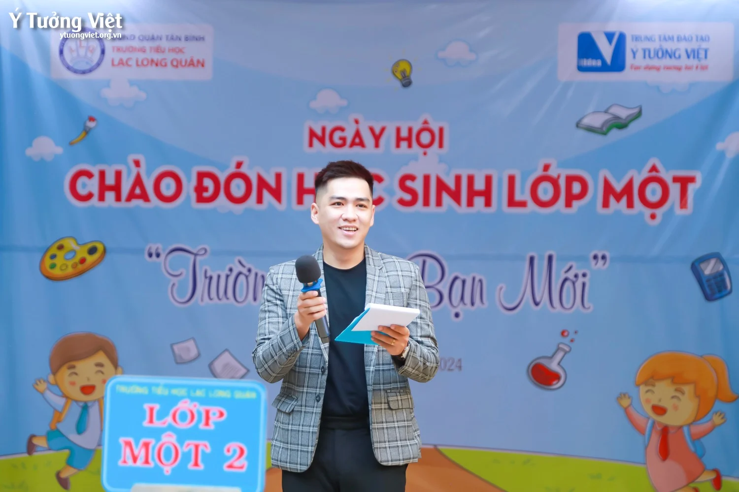 Chào mùa tựu trường 2024 – 2025 | Kịch tuổi thơ “Khăn đỏ đi học” & sân khấu ảo thuật ấn tượng
