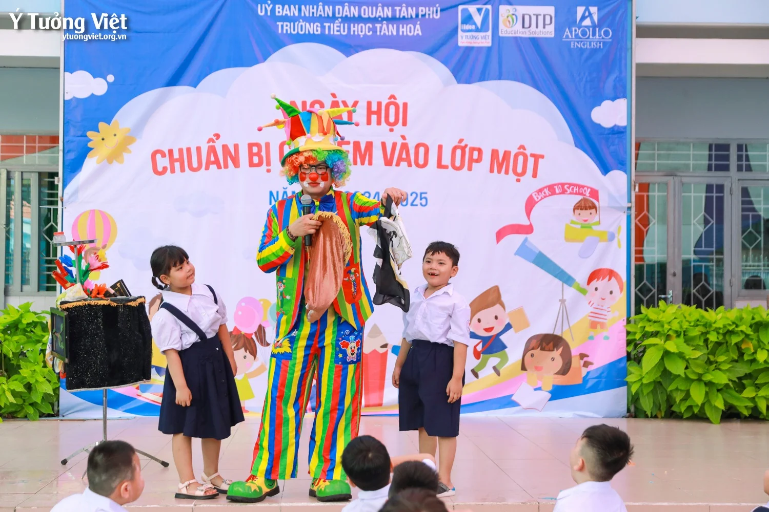 Chào mùa tựu trường 2024 – 2025 | Kịch tuổi thơ “Khăn đỏ đi học” & sân khấu ảo thuật ấn tượng