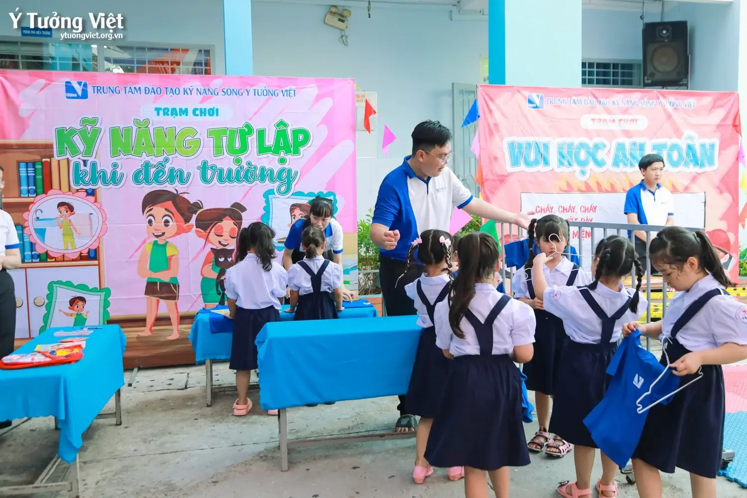 Chào mùa tựu trường 2024 – 2025 | Kịch tuổi thơ “Khăn đỏ đi học” & sân khấu ảo thuật ấn tượng