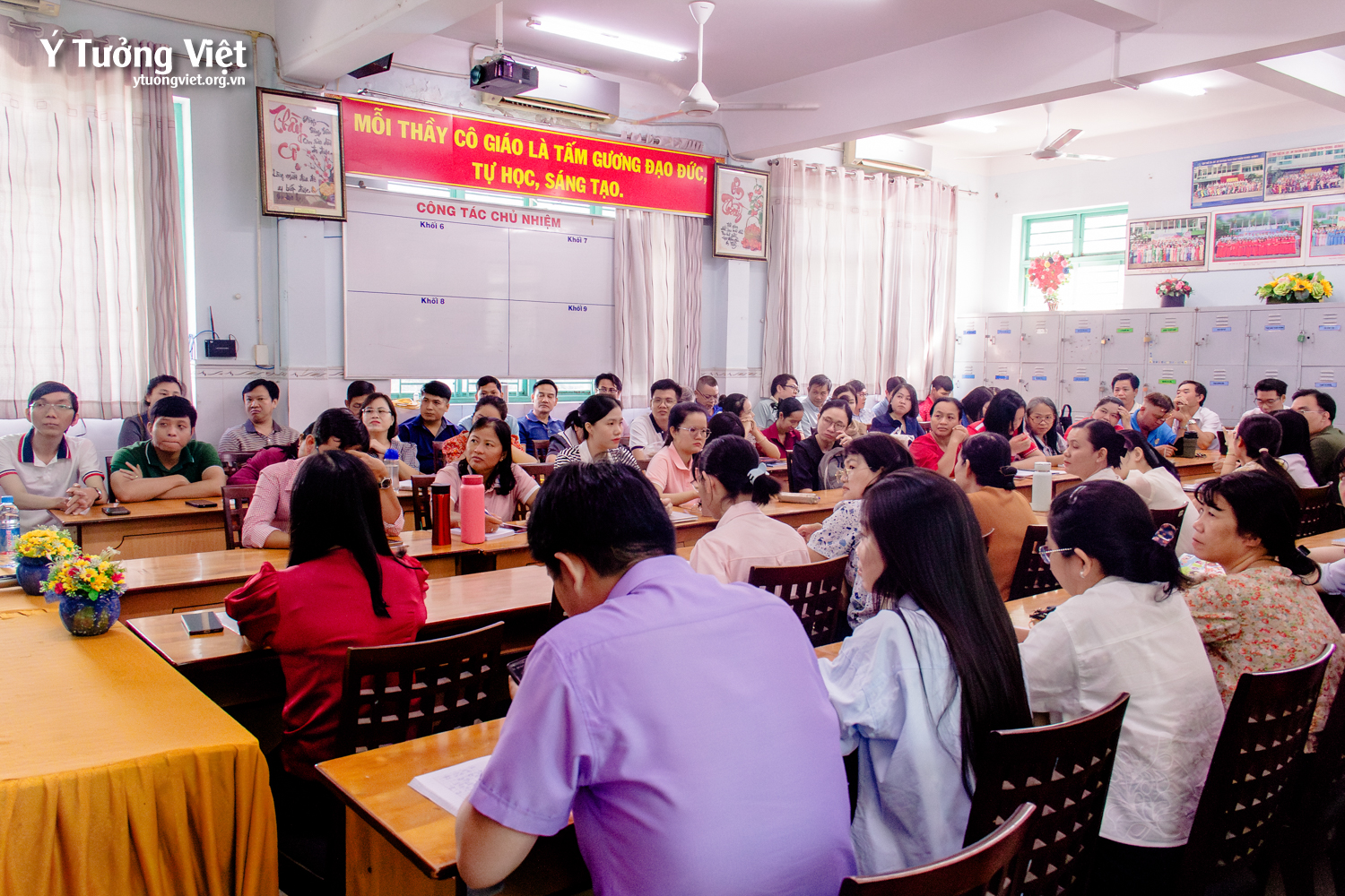 Chào mùa tựu trường 2025 – 2026 | Nâng cao “Kỹ năng quản lý stress và cân bằng tâm lý trong công việc” cùng các thầy cô Trường THCS Tùng Thiện Vương