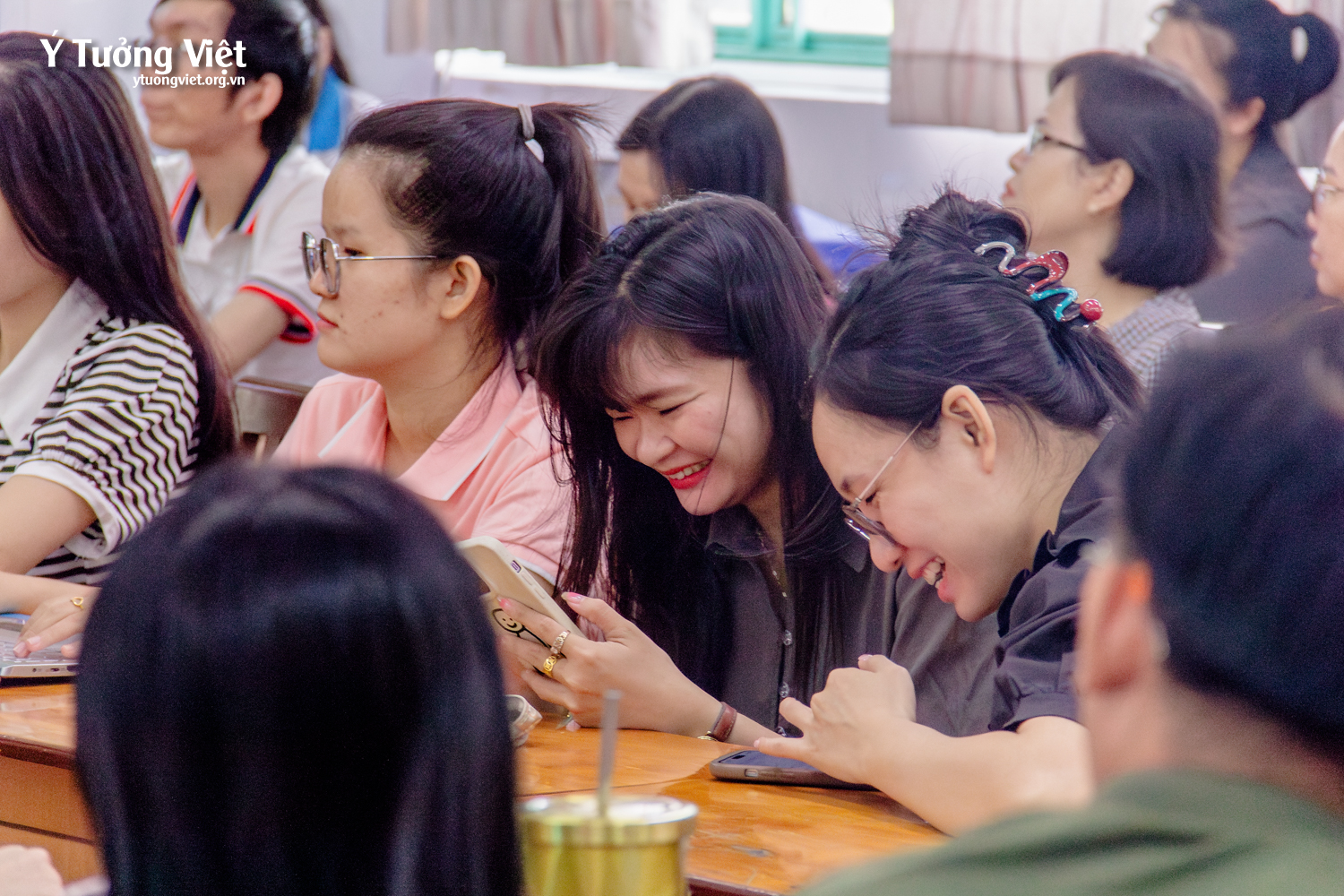 Chào mùa tựu trường 2025 – 2026 | Nâng cao “Kỹ năng quản lý stress và cân bằng tâm lý trong công việc” cùng các thầy cô Trường THCS Tùng Thiện Vương