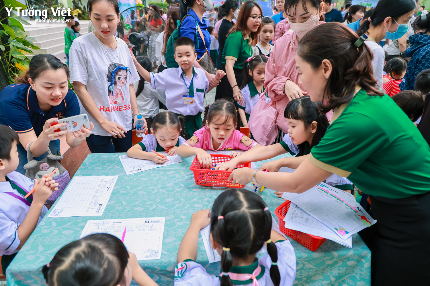 Chào mùa tựu trường 2025 – 2026 | Rộn ràng ngày hội đón em vào lớp một ở Trường TH Hiệp Tân