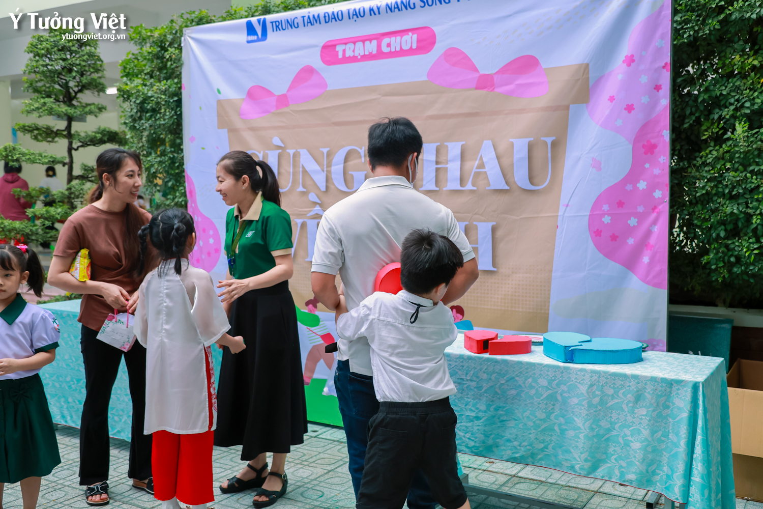 Chào mùa tựu trường 2025 – 2026 | Rộn ràng ngày hội đón em vào lớp một ở Trường TH Hiệp Tân