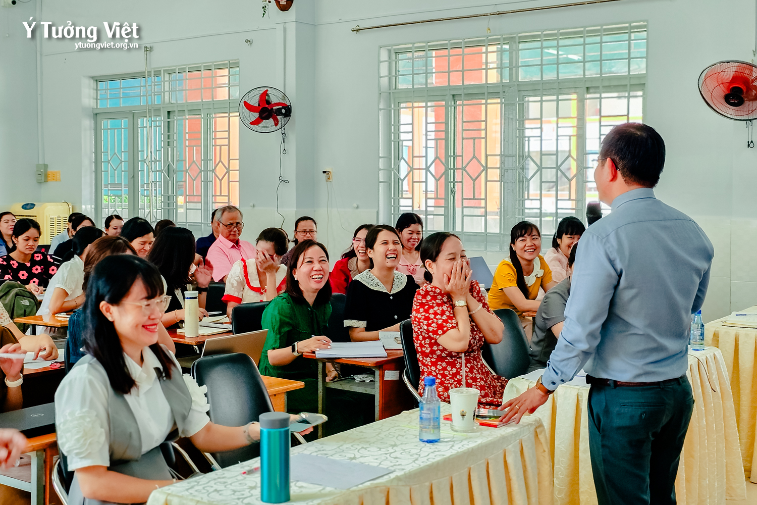 Chào mùa tựu trường 2025 – 2026 | Tập huấn “Hướng dẫn thực hiện công tác truyền thông đến cha mẹ học sinh và trên các trang mạng của nhà trường” cùng Trường TH Hồ Văn Cường