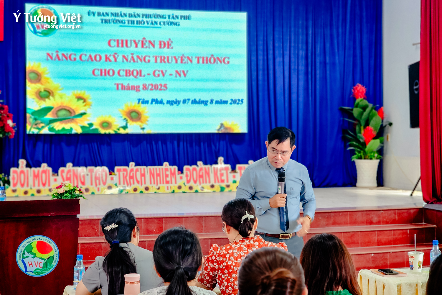 Chào mùa tựu trường 2025 – 2026 | Tập huấn “Hướng dẫn thực hiện công tác truyền thông đến cha mẹ học sinh và trên các trang mạng của nhà trường” cùng Trường TH Hồ Văn Cường