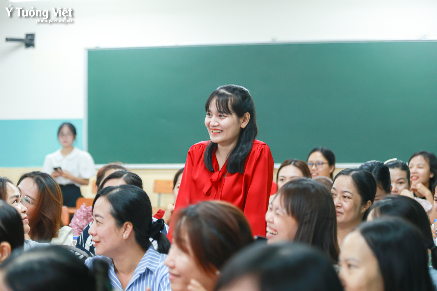 Chào mùa tựu trường 2025 – 2026 | Tập huấn “Nâng cao kỹ năng giao tiếp – Ứng xử sư phạm trong bối cảnh xây dựng Trường học thông minh – Trường học hạnh phúc” – Trường THCS Võ Thành Trang