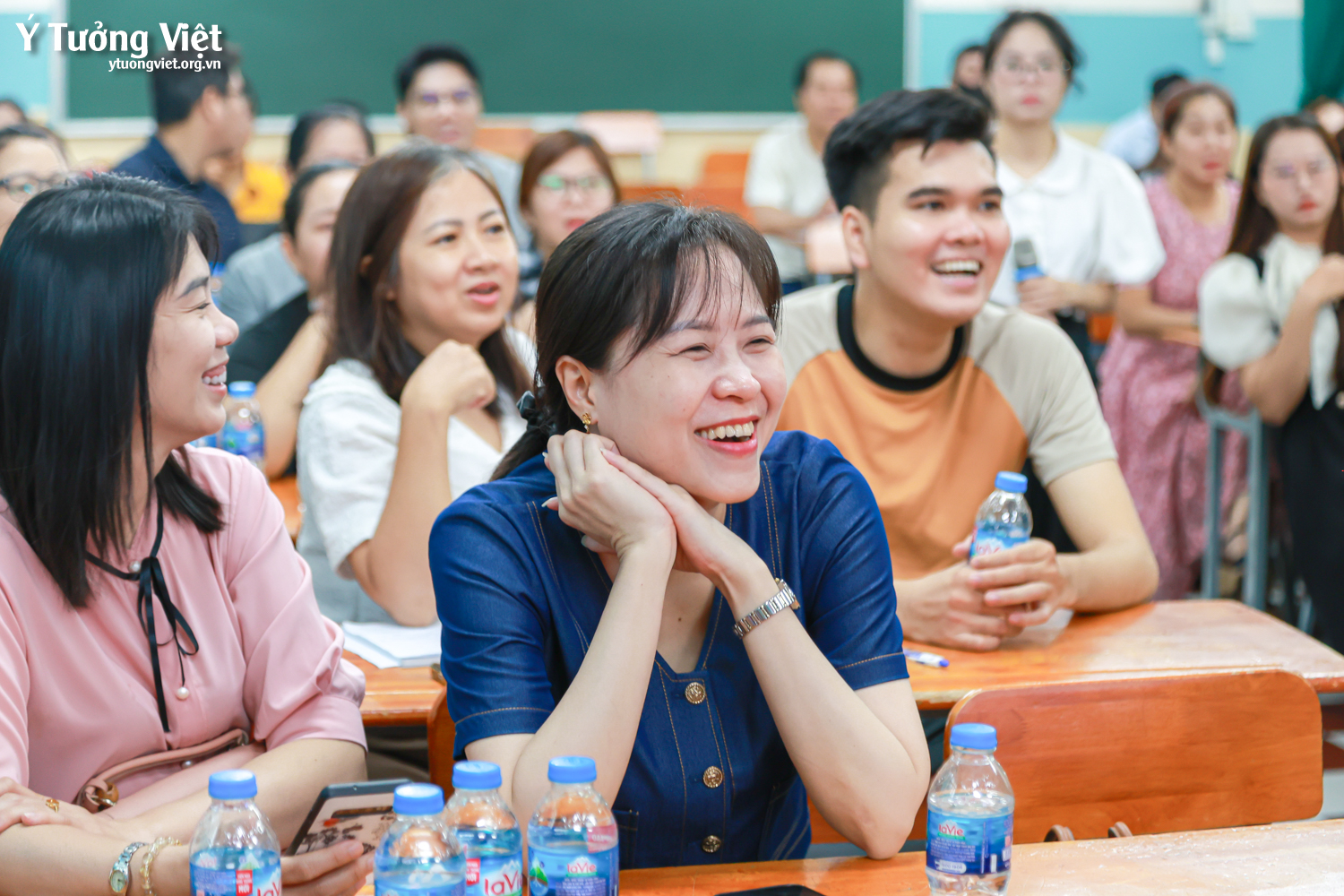 Chào mùa tựu trường 2025 – 2026 | Tập huấn “Nâng cao kỹ năng giao tiếp – Ứng xử sư phạm trong bối cảnh xây dựng Trường học thông minh – Trường học hạnh phúc” – Trường THCS Võ Thành Trang