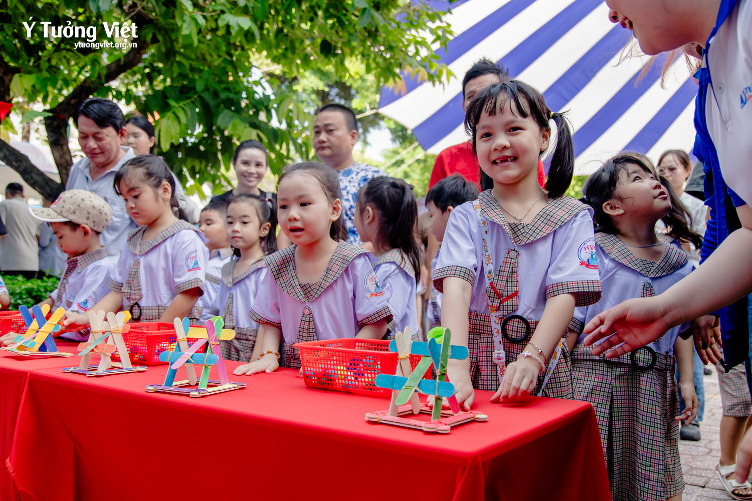 Chào mùa tựu trường 2025 – 2026 | Say “Hi” team lớp một Trường TH Huỳnh Văn Chính & TH Tân Hương