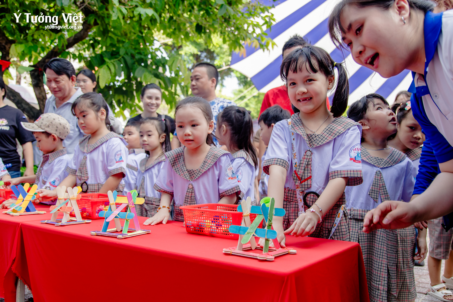 Chào mùa tựu trường 2025 – 2026 | Say “Hi” team lớp một Trường TH Huỳnh Văn Chính & TH Tân Hương