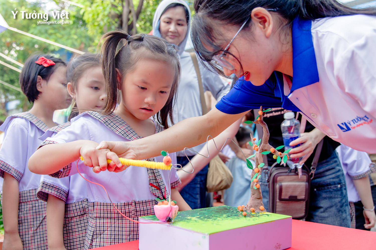 Chào mùa tựu trường 2025 – 2026 | Say “Hi” team lớp một Trường TH Huỳnh Văn Chính & TH Tân Hương