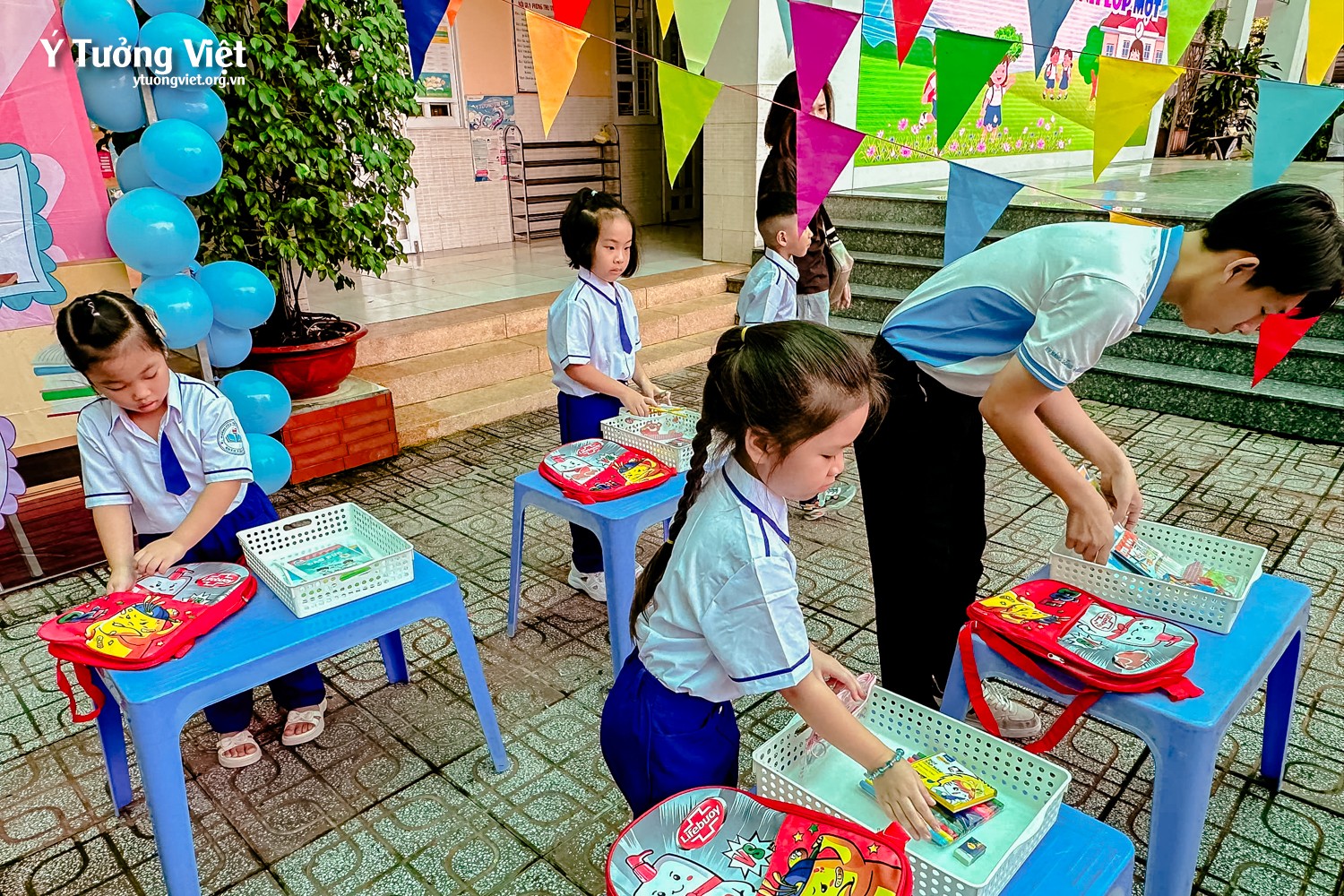Chào mùa tựu trường 2025 – 2026 | Say “Hi” team lớp một Trường TH Huỳnh Văn Chính & TH Tân Hương