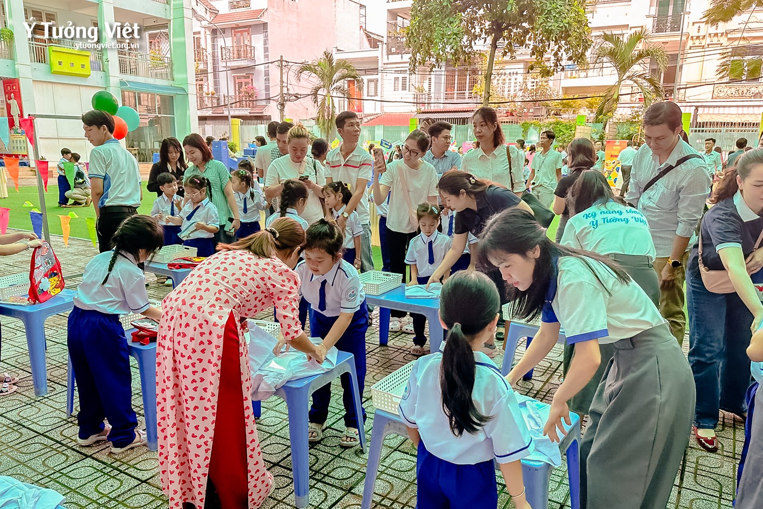 Chào mùa tựu trường 2025 – 2026 | Say “Hi” team lớp một Trường TH Huỳnh Văn Chính & TH Tân Hương