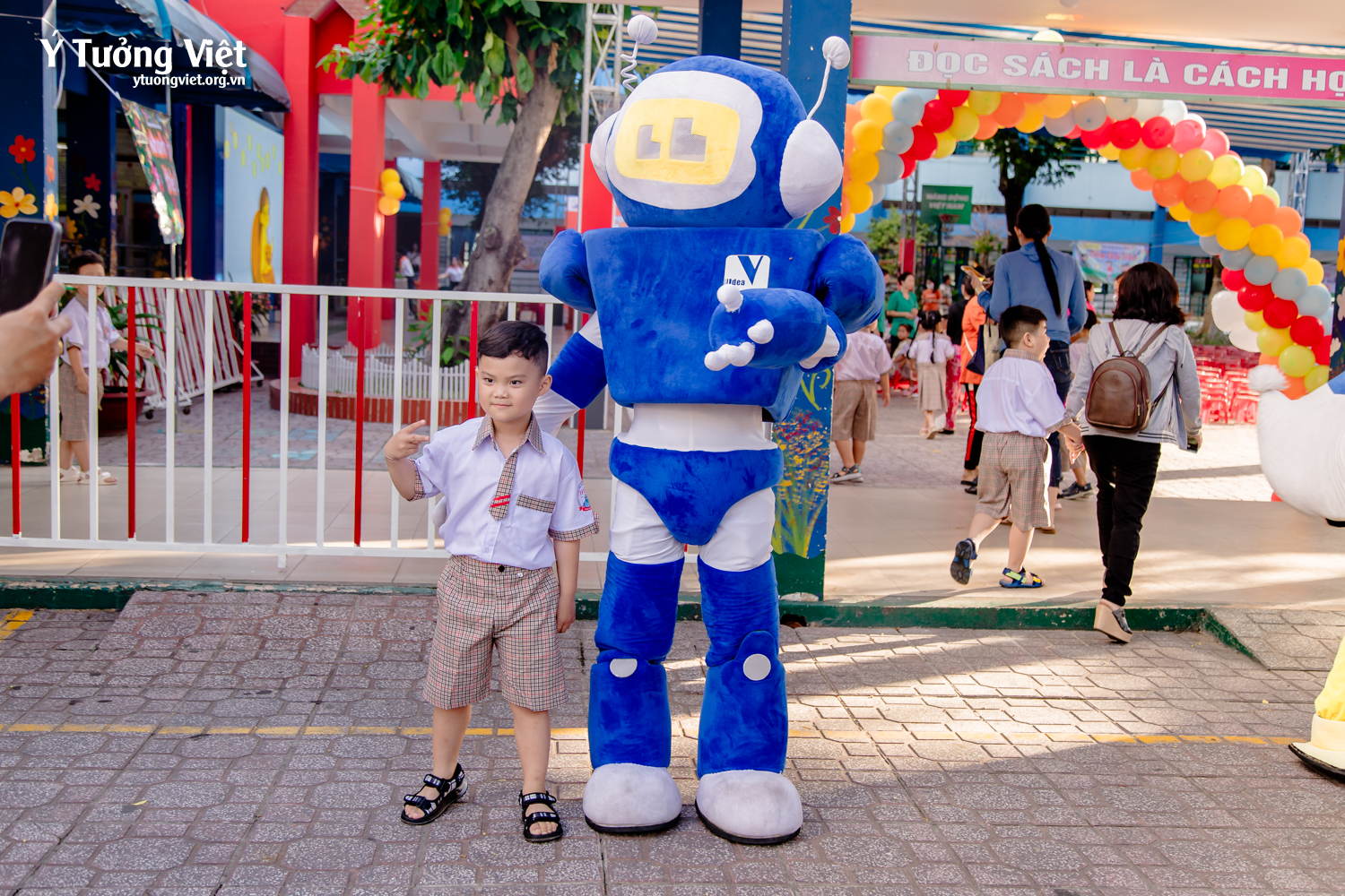 Chào mùa tựu trường 2025 – 2026 | Say “Hi” team lớp một Trường TH Huỳnh Văn Chính & TH Tân Hương