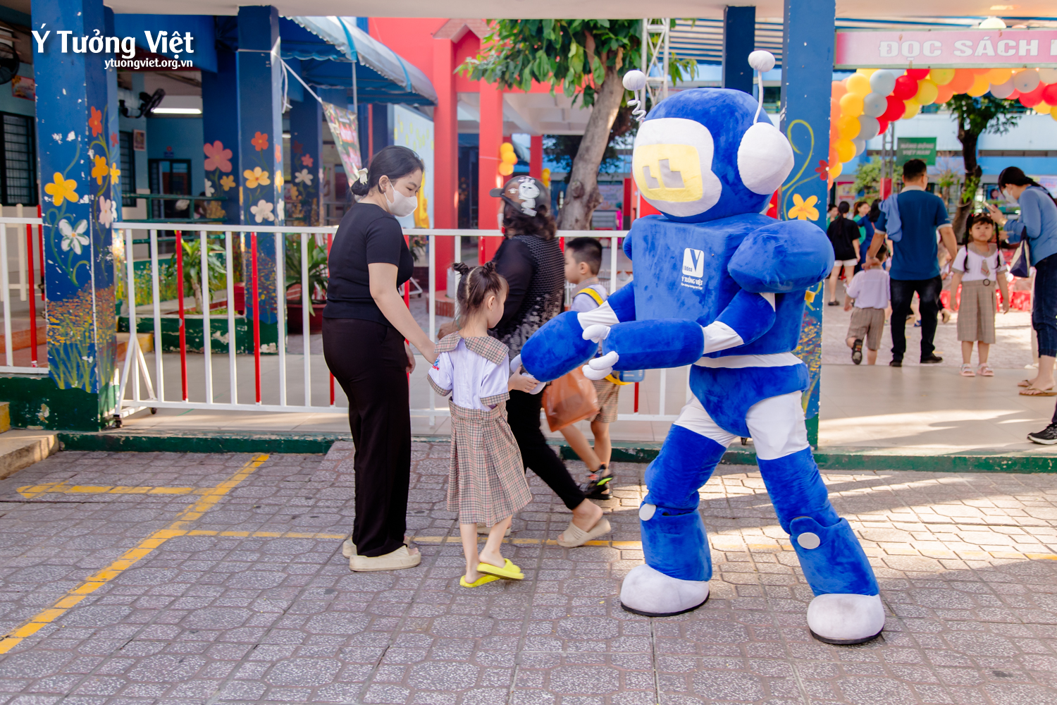 Chào mùa tựu trường 2025 – 2026 | Say “Hi” team lớp một Trường TH Huỳnh Văn Chính & TH Tân Hương