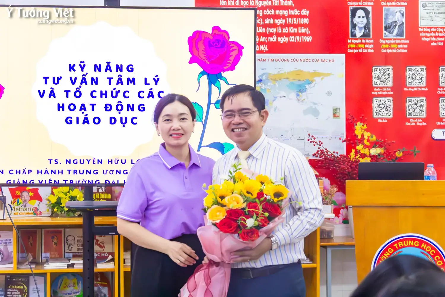 Chuỗi tập huấn giáo viên đầu năm học cùng Ý Tưởng Việt tại các trường THCS