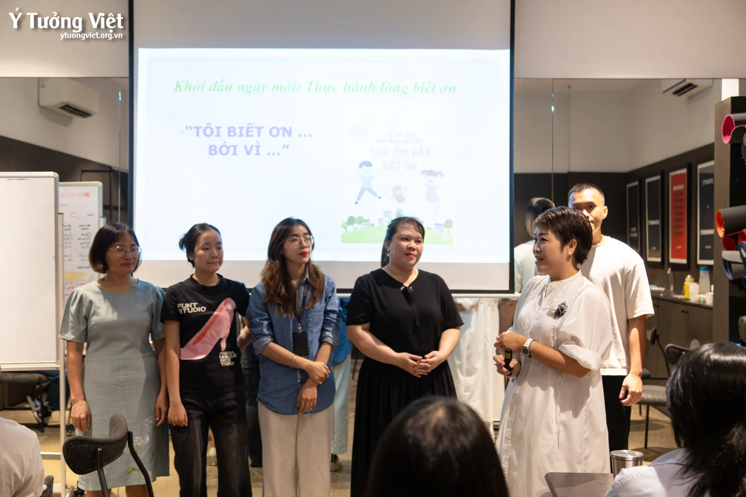 Công ty TNHH May Mặc UN-AVAILABLE & Ý Tưởng Việt | Talkshow “Nghệ thuật quản trị căng thẳng”